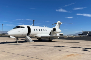 Bombardier Challenger 300